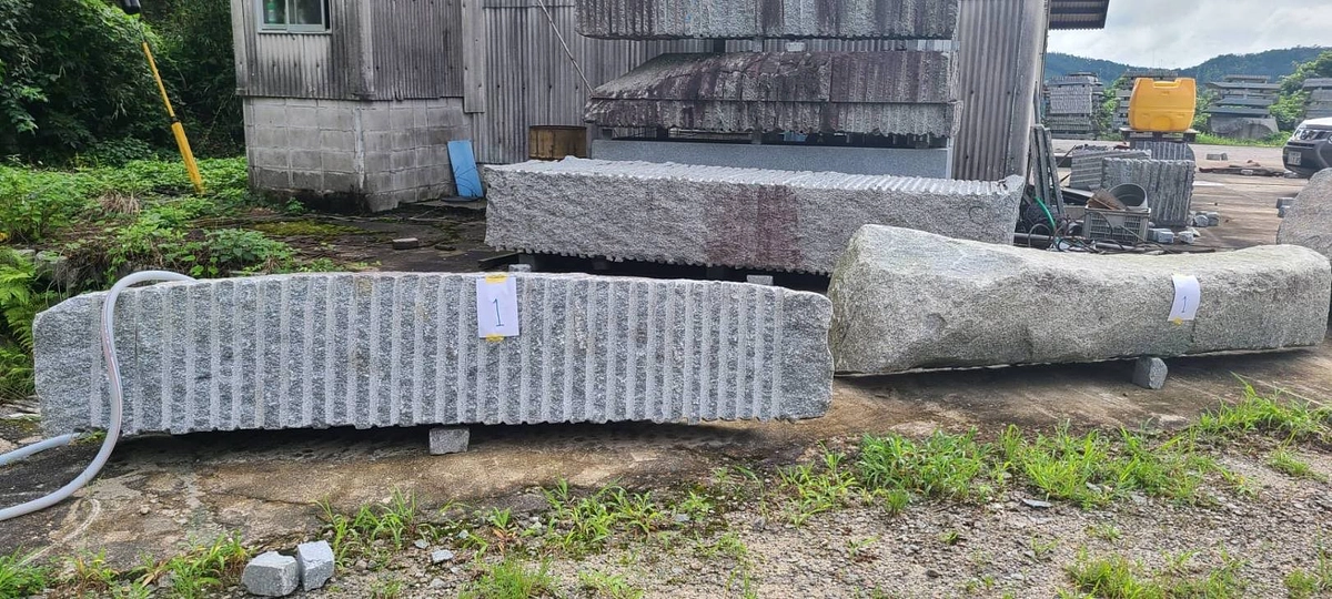 【まだ八日】みくじ掛・絵馬かけの石が切り出されました！【末広がり】