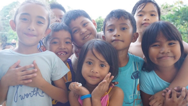 フィリピン離島で暮らす子供たちに150冊の本を届けたい！