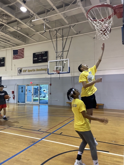 チームの練習が始まっています