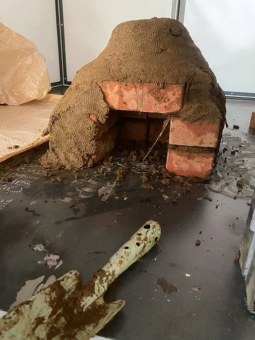 手作り！！赤土の窯づくり