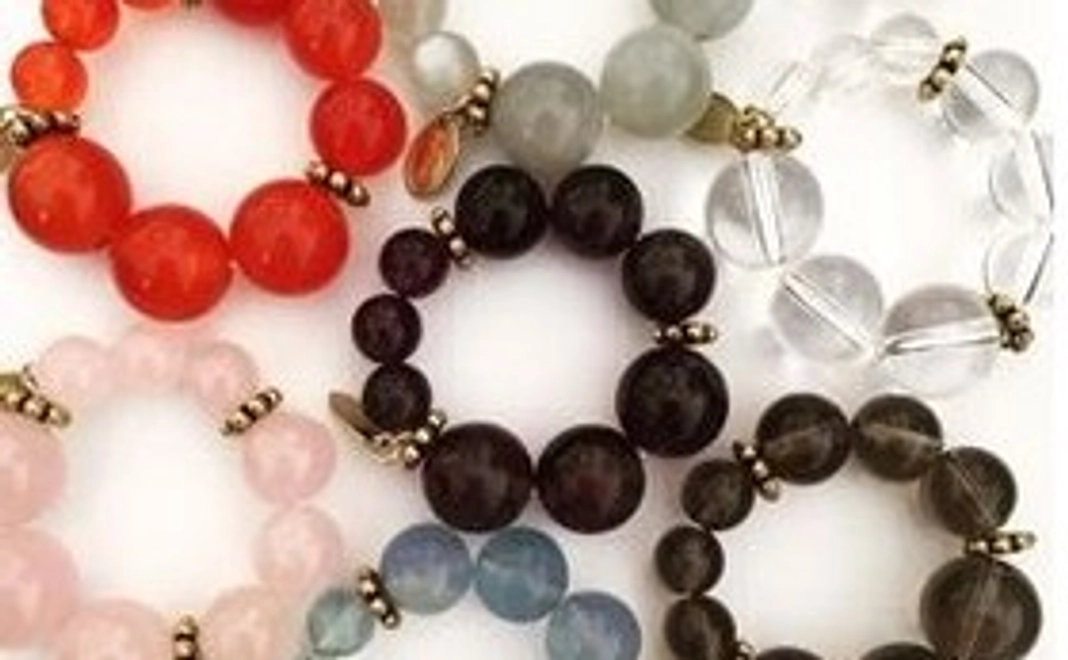 感謝とここだけのシュシュを贈ります。