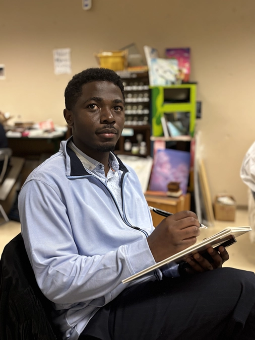 美術部で奮闘するアフリカ人留学生＋お正月特番出演情報