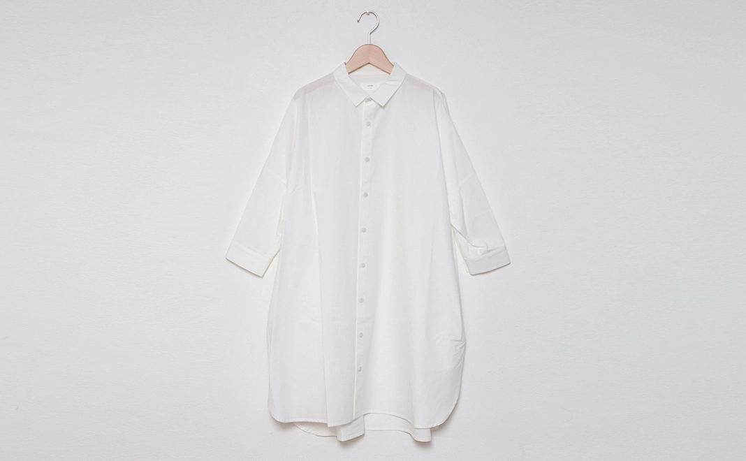 ユニセックスオーバーサイズシャツ［白］