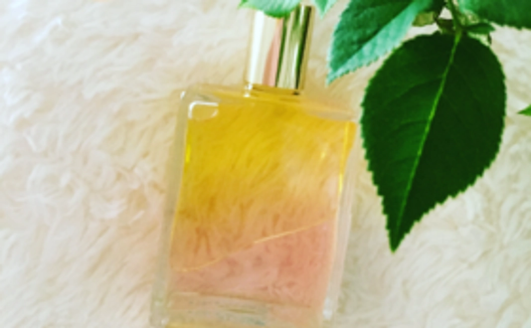 遠方の方も30分程の無料のカラーセラピーを受けていただけます