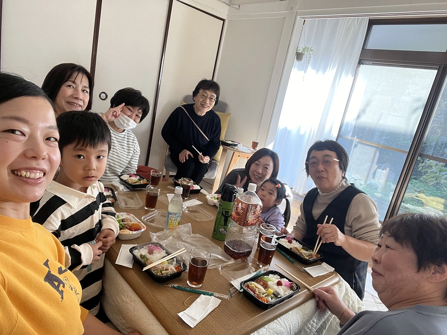 地域のお母さんを支える助産師さん保健師さんが訪問してくれました。