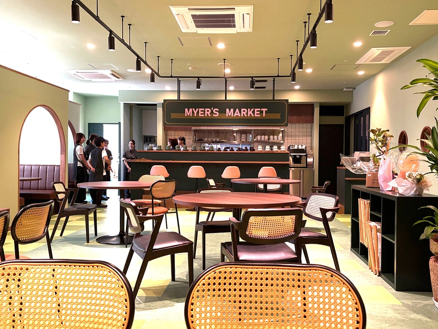 オープンに向けて、メニューなどをブラッシュアップ中です