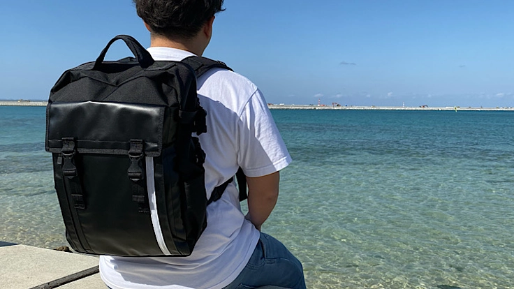 強靭な素材で日本の職人が作る多機能ビジネスリュックCheka