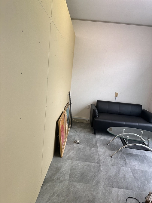 オフィス見学へ