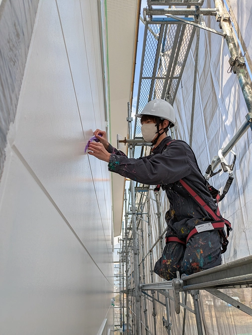 只今外壁準備中！