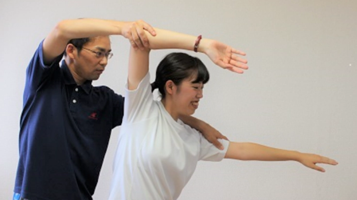 水泳の動きを利用した「スイム式体幹ストレッチ」を広めたい！