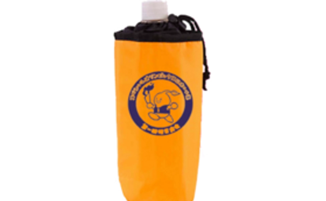 大会限定ペットボトルホルダー＋サンキューカードをプレゼント！