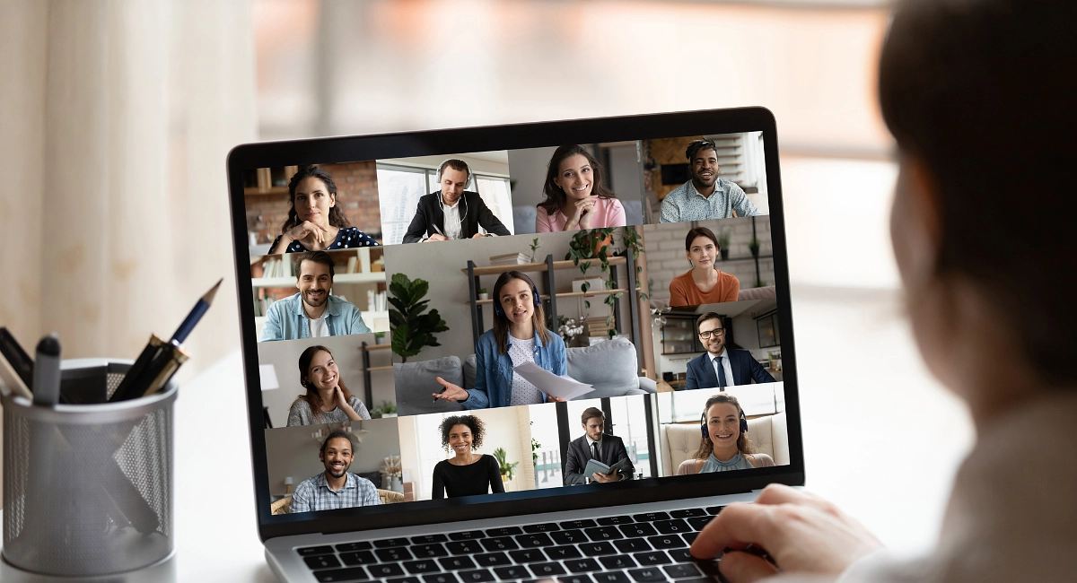 画面の奥にある本音を読む──リモート会議で差をつける観察力