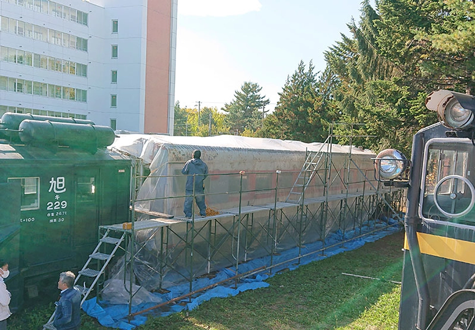 アスベスト除去作業今日から開始です！