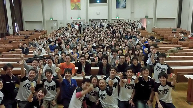 臨床家たちによる最大規模のイベントに学生を招待したい !