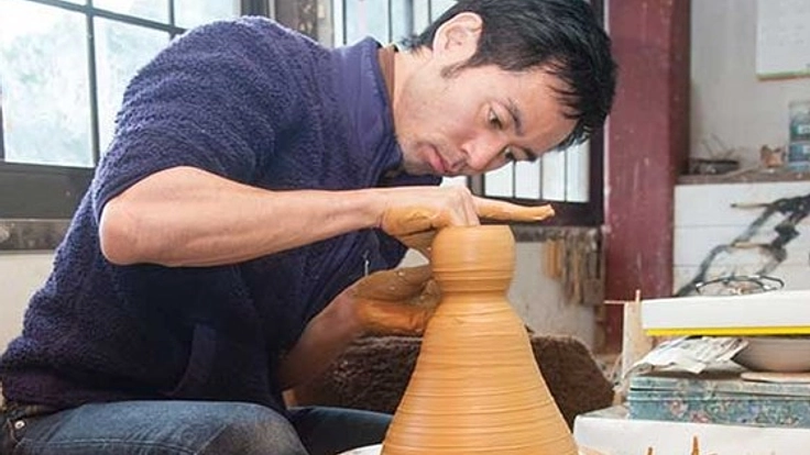 小石原焼 窯元復興へ　九州豪雨災害で泥に埋もれた窯元の挑戦