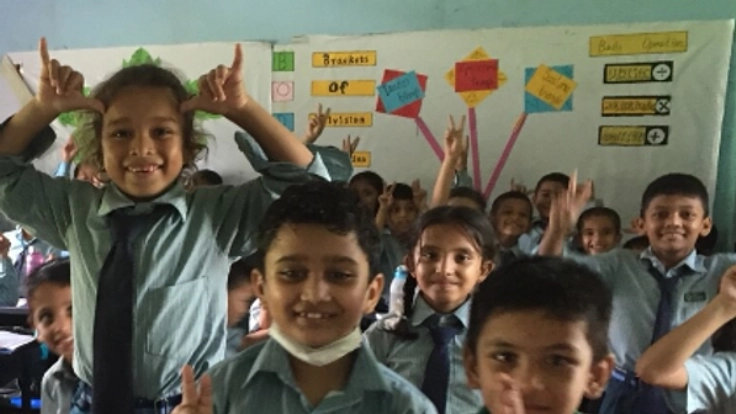 ネパールで行う交流と支援。子供たちに笑顔を届けるプロジェクト