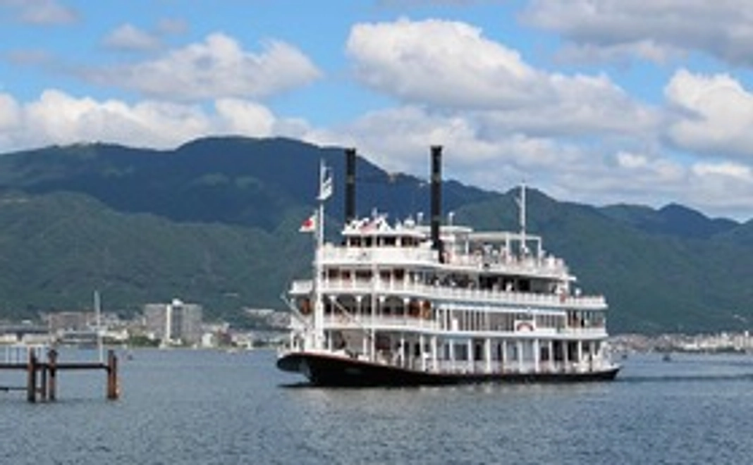 琵琶湖の南湖を周遊するエンタメクルーズ2名様乗船券　と　作品集