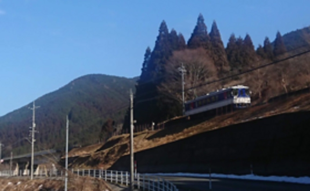 ＜お気軽支援＞『ローカル・モビリティ白書』概要版