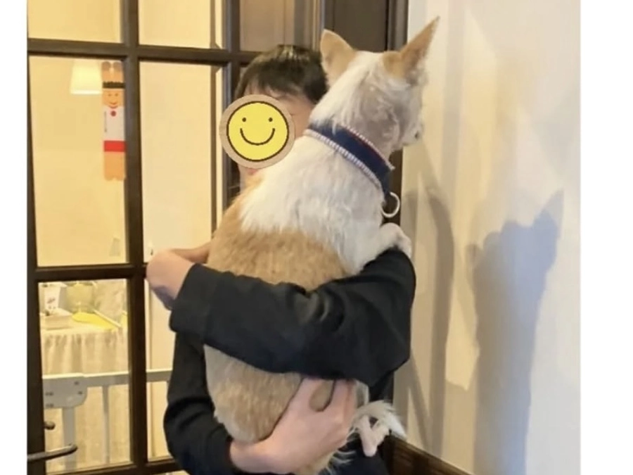 【リターン品】オリジナルステッカー＆ミニポーチのご紹介 ！