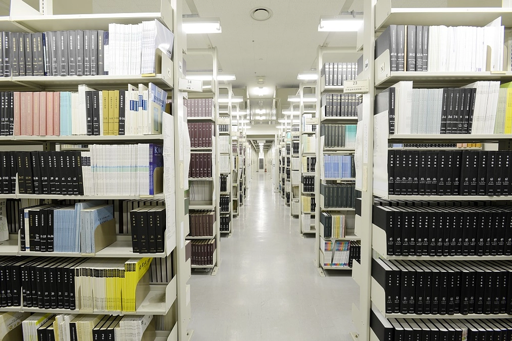 地下書架も改修を手がけました！