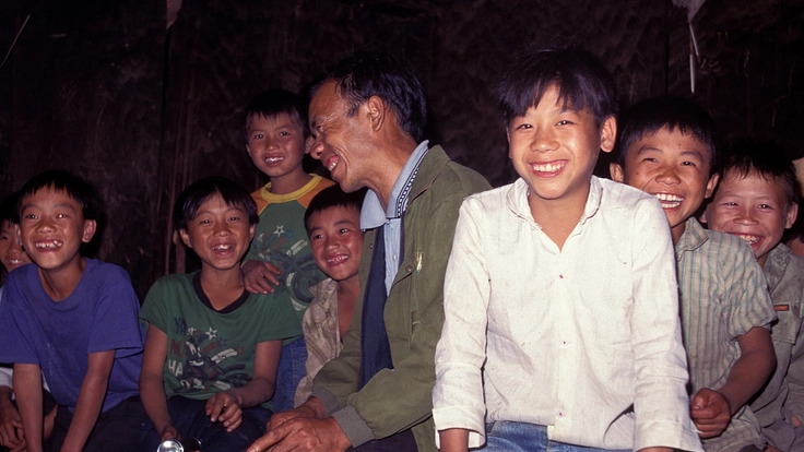 語りで伝承されるモン族の民話を絵本で未来に残したい