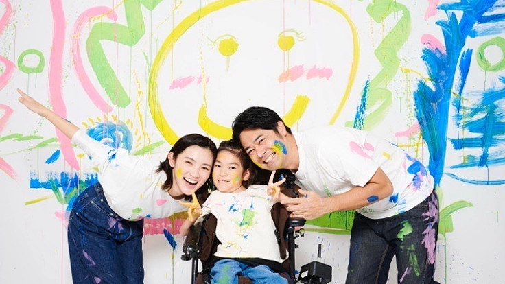 「合う肌着がない」難病の娘に笑顔を！家族で開発、超細身キッズ肌着 2枚目