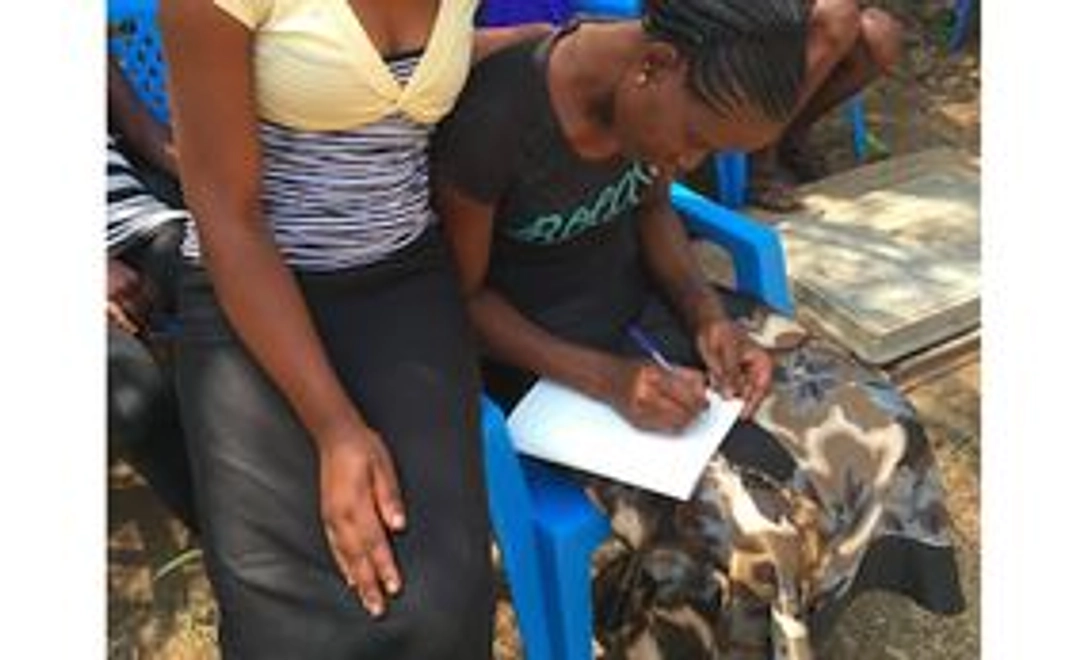 ケニアより感謝を込めた女の子からのメッセージと私からのお礼状を送りします