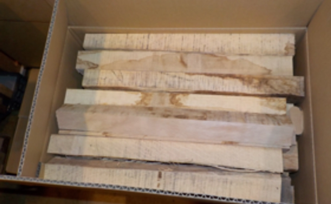 東川町ONLY-ONE(薪)