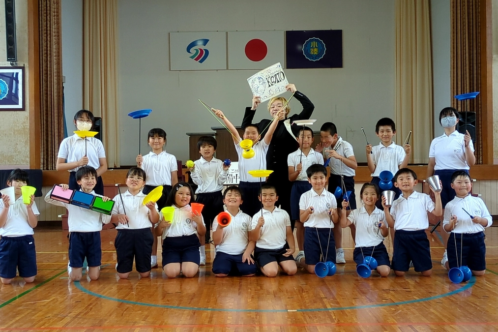今年度4校目、南さつま市立小湊小学校での鑑賞＆体験プログラムでした！