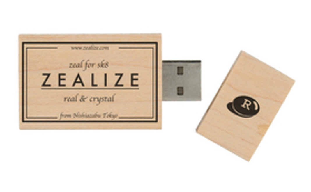 ZEALIZEとのコラボUSBメモリー(32GB)