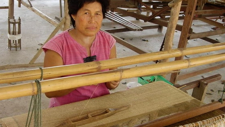 タイのヘンプを使った、肌にもやさしい安心できる服をとどけたい