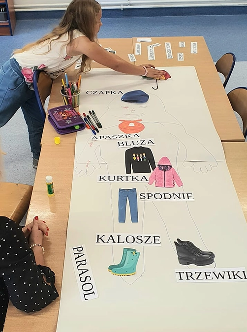 この小学校に通うウクライナの子ども達