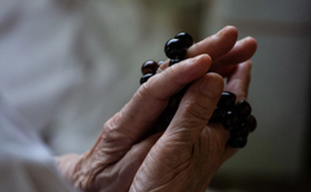 A：写真集『Talking to The Dead』