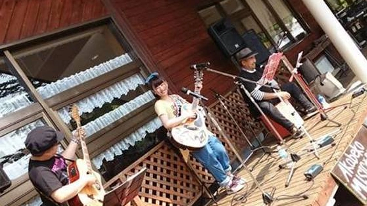 福島県裏磐梯の秘境で、商用電力を使わない青空音楽会を開催!