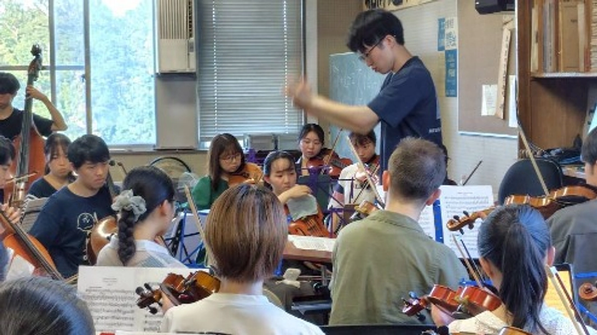 定期演奏会に向けて練習に励んでいます！