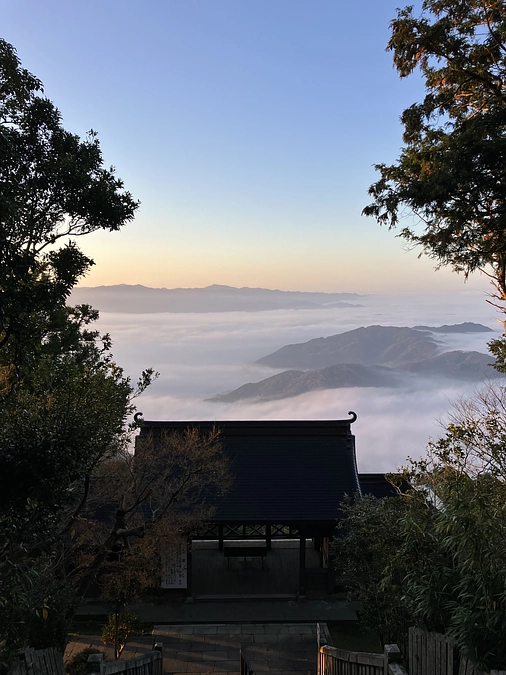 護摩堂基壇修復工事が終了しました。
