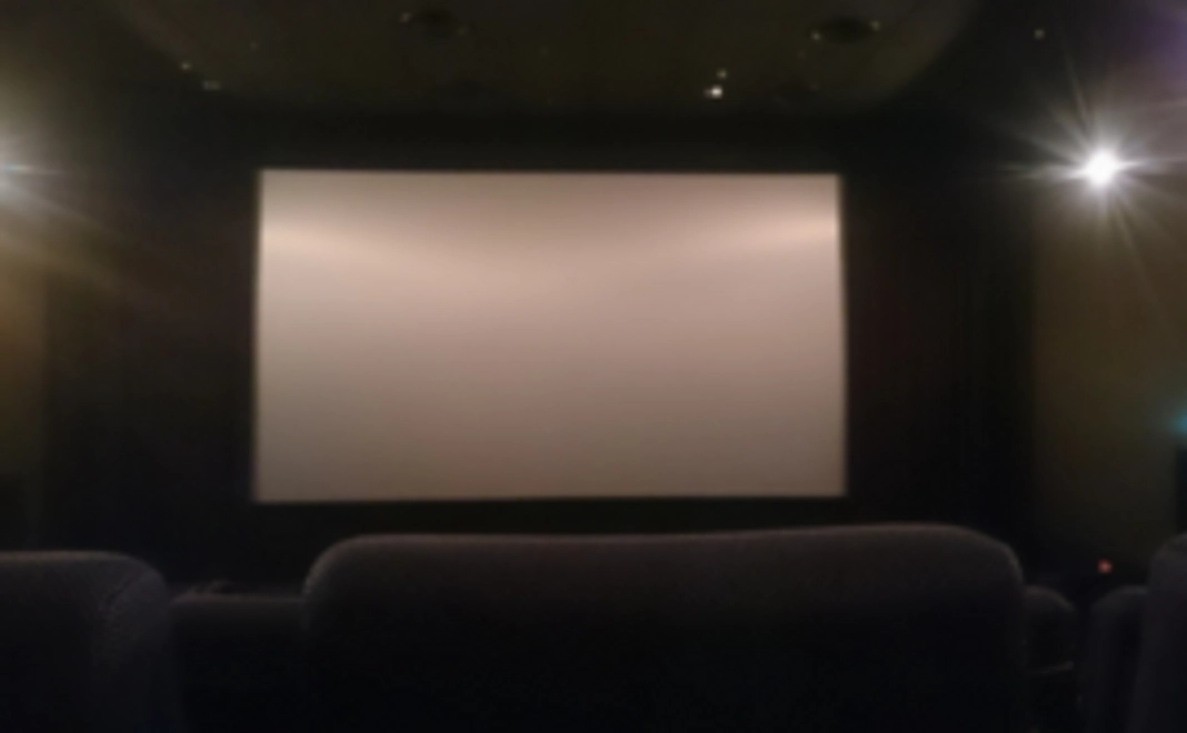 上映会の参加券をお届けします！