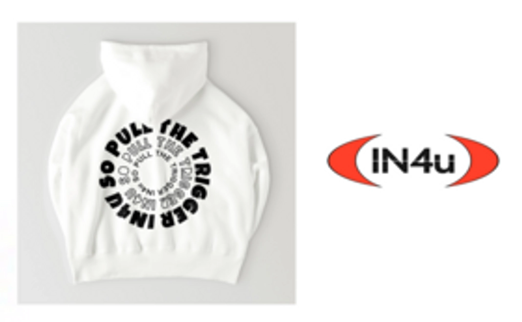 BIGシルエットパーカー、ステッカー