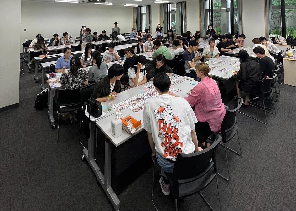 7月に、青山学院大学にて、世界の子どもの権利かるたＷＳを開催しました！