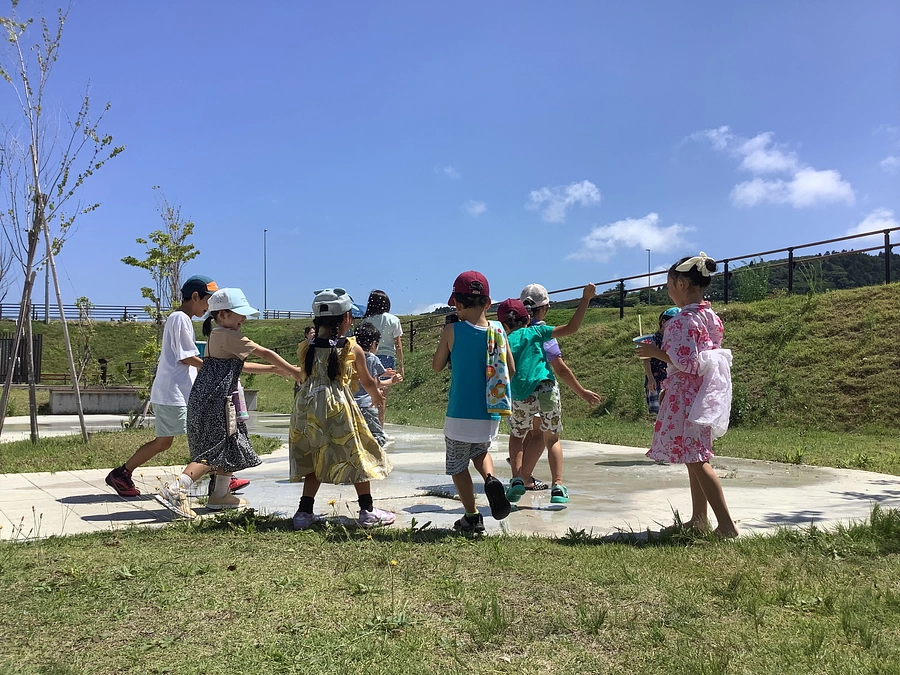 お祭りに連れて行けないご家庭も多いのてす。子どものウェルビーイングを目指しています