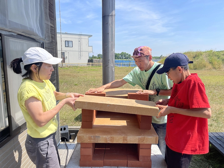 【活動報告】新たな環境整備として「ピザがま」作ってます！まだまだ試作中！