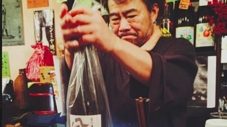 盛り場の空地に町の活性化を牽引する語り場＝隠れ酒場を建てる