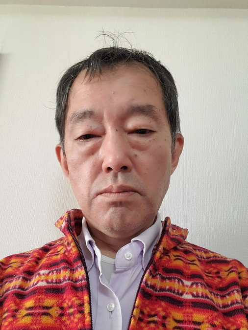 プロフィール掲載しました。