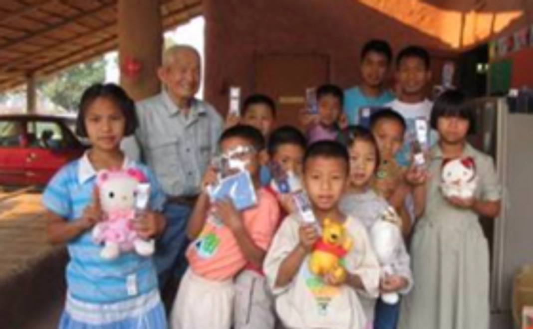 手作りキーホルダー&あなたのお名前を牛小屋にご記載します!