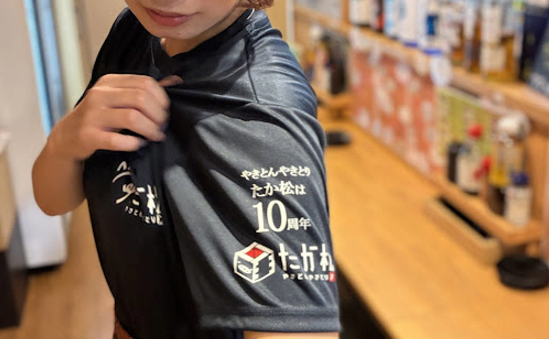★Tシャツ背中面広告+会社や商品紹介の店内黒板掲示できます!