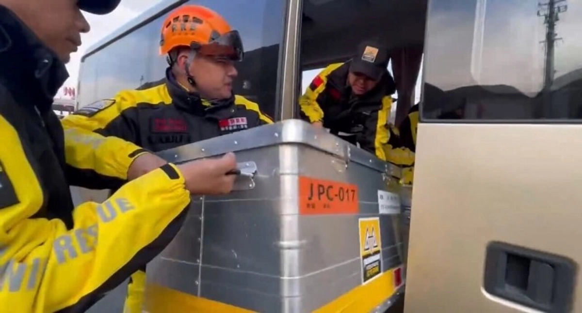  防寒具の配布を開始しました