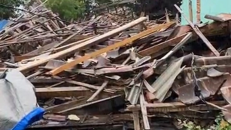 インドネシア　西ジャワ　チアンジュール　震災復興支援