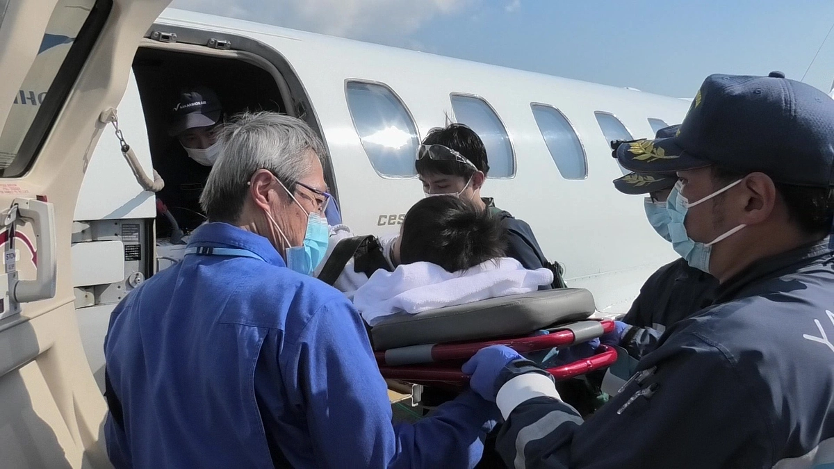１１月１２日に第８例目の６歳未満男児を山口宇部空港から伊丹空港まで搬送しました