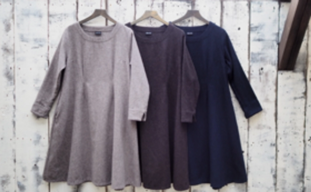 Aラインワンピース