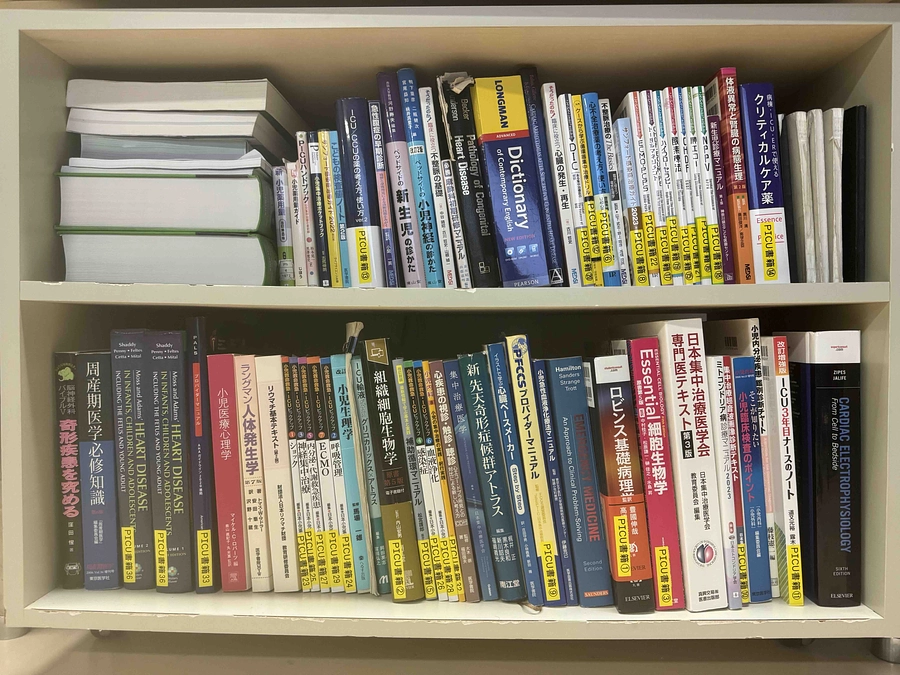 PICU書籍が充実してきました！